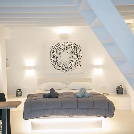 Shades Of White Villas Emporio  エクステリア 写真