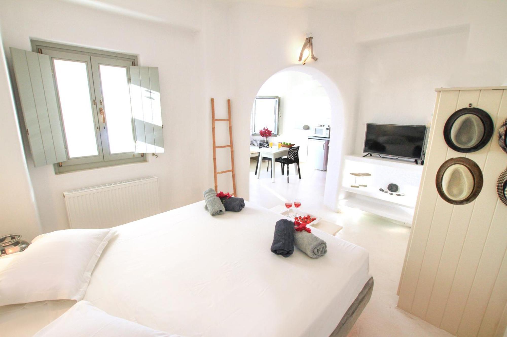 Shades Of White Villas Emporio  エクステリア 写真